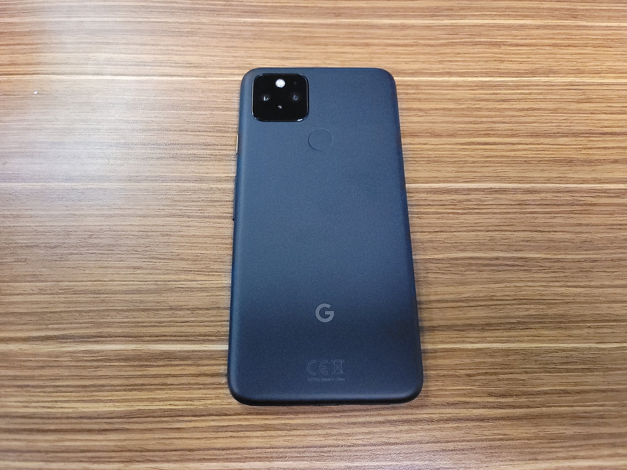 Google Pixel 5 128GB Just Black - (Unlocked) Very Good Condition